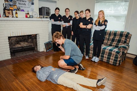 Photo from the Nursing Simulation, emergency at the house