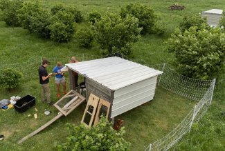 Engineering students work at Riley Creek Farm